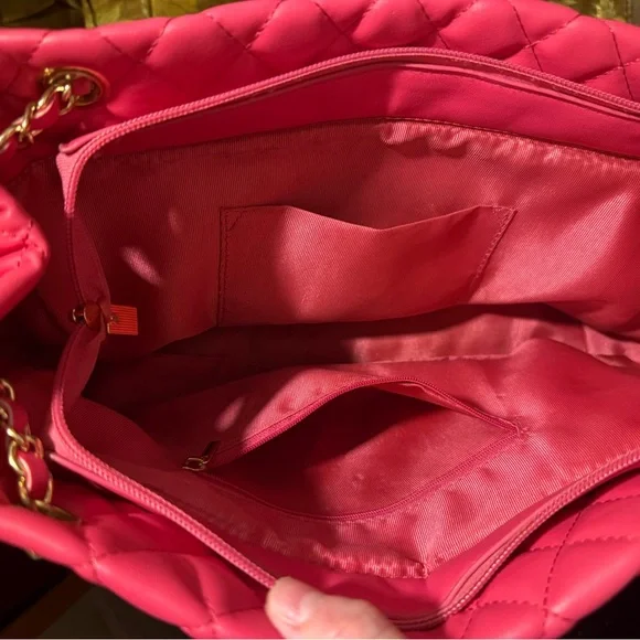 Pink Quilted Women's Bag - Picture 2 of 7